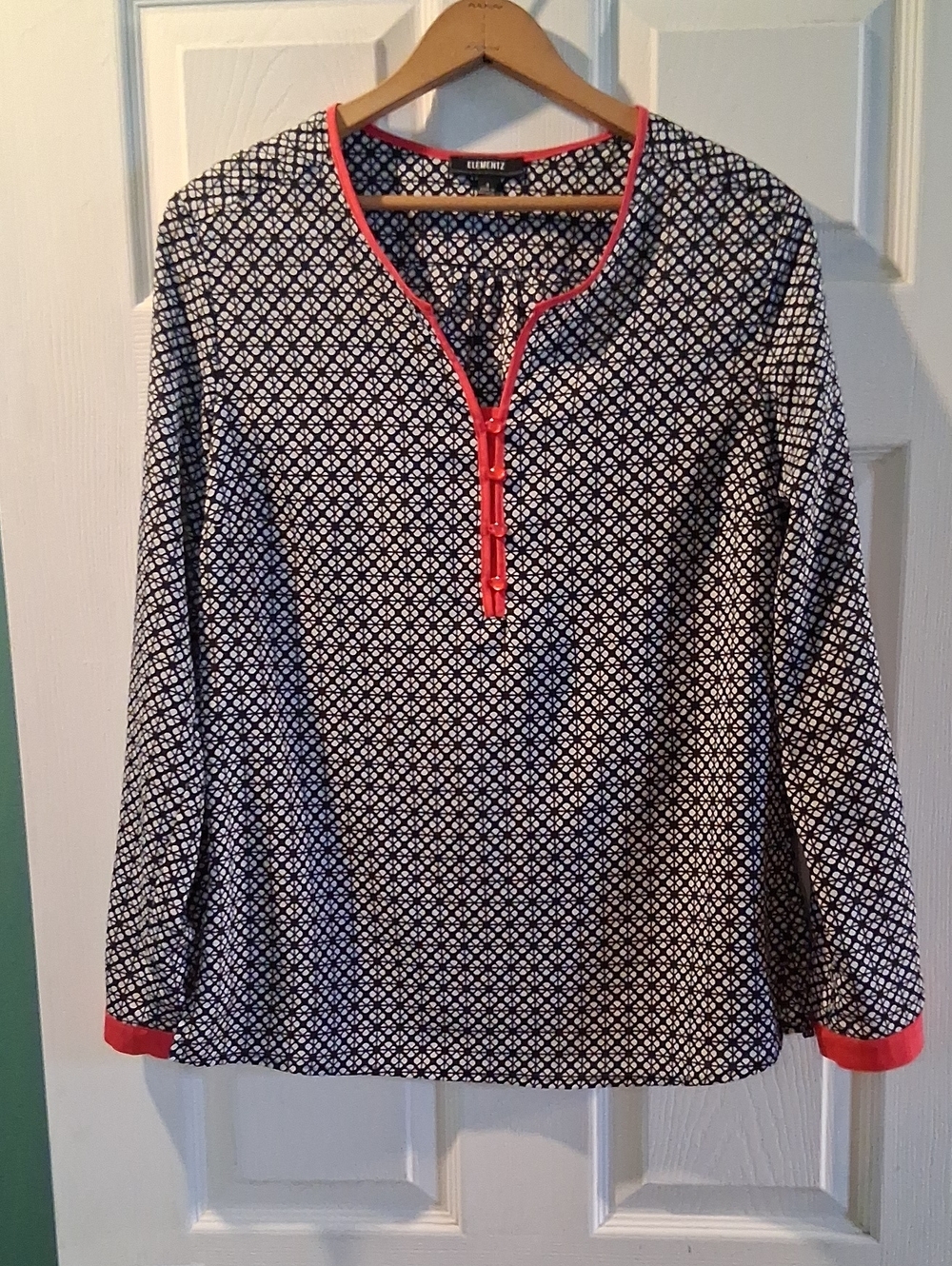 Element Navy Geometric Print Women's Top with Coral Trim